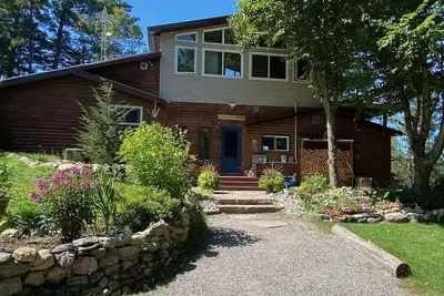 Image de Beautiful Mink Lake, Close to Algonquin Park