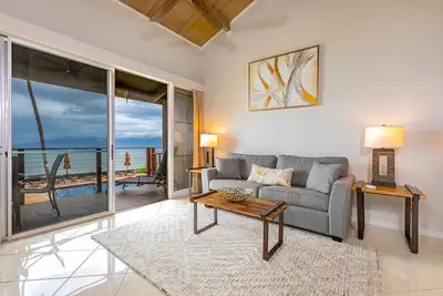 Image de Hale Kai 216, amazing direct ocean views!