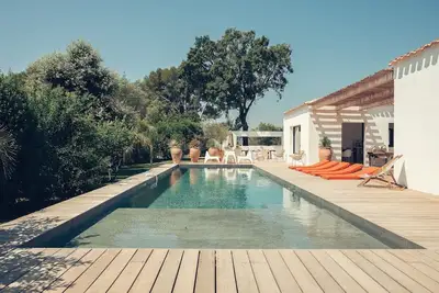 Image de Villa  de Prestige au coeur d'un Vignoble  proche de Bormes-Les-Mimosas