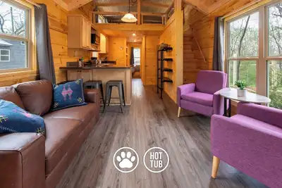 Image de Maggie Cabin | Enjoy Nature from a Forest Hot Tub