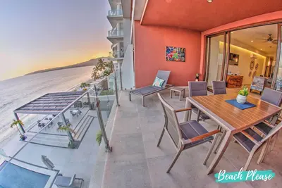 Image de Cdm 205: Beachfront 2br w Pool, Gym & Ocean Views