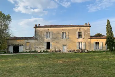 Image de Logis Charentais du XVè s, en Pleine Campagne à 1h de la mer