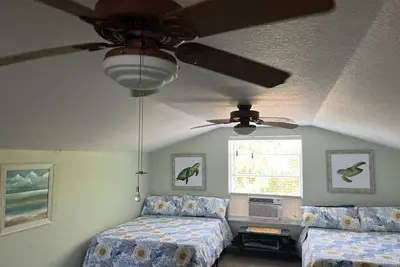 Image de Warm and cozy private tropical suite!