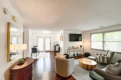 Image de Hartland's Hideaway!