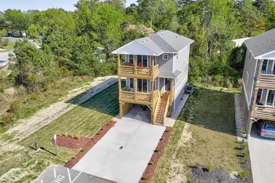 Image de Dog-friendly home near the ocean with central Ac & washer/dryer