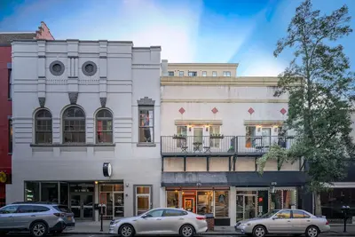 Image de Historic Front St Loft w/Sauna! Best location in Heart of Downtown Wilmington