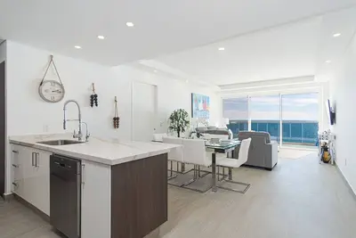 Image de Splash in New Lazy River/Stay in Modern Luxury Encantame 702