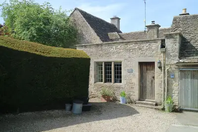 Image de The Hermitage, character holiday cottage, with a garden in Poulton