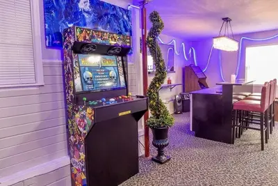 Image de New Remodel! Arcade Games, Png Png, Skee Ball, Access To Pools. . We Have It All!