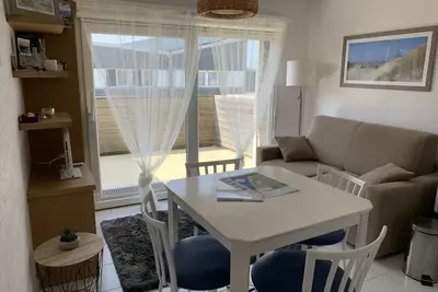 Image de Appartement proche plage avec parking et balcon