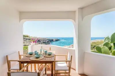 Image de Appartement 'Binibeca Sunset' avec vue sur la mer, Wi-Fi et climatisation