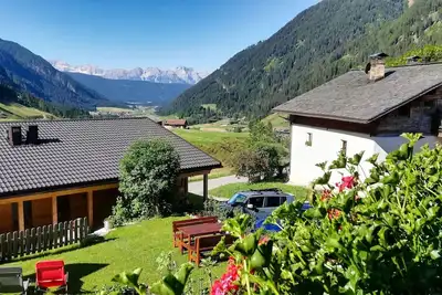 Image de Hoferhof - Appartement A avec vue sur les montagnes, balcon et Wi-Fi.