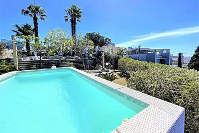 Image de Maison vue mer avec piscine proche de la plage