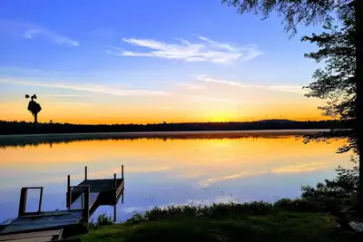 Image de Maine \"Kottage\" just feet from the water, perfect for your 4-Season Adventure!