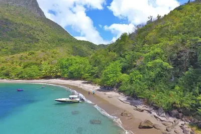 Image de 7th Heaven Kitchen & Cottage + Loft authentic Living & Cuisine @ Anse L'Ivronge
