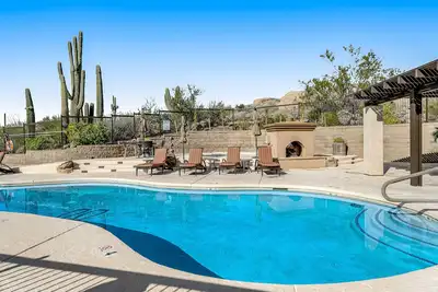 Image de Golf-Course View Condo with Central Ac & Washer/Dryer - Shared Pool & Hot Tub