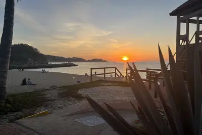 Image de Huatulco Beach Front - 2 Br Condo with Views of the Pacific