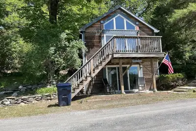Image de Cottage on east side of Lake Bomoseen, on-site boat slip included