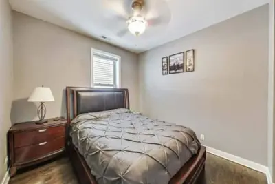 Image de Lovely 2-bedroom close to Wrigley Field