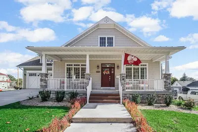 Image de Brand new large Culver house close to Culver Academies