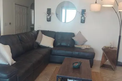 Image de Beautiful Waterfront Condo in Gated Community