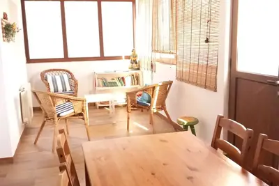 Image de Appartement dans maison rurale, avec petit jardin. Animaux sont admis
