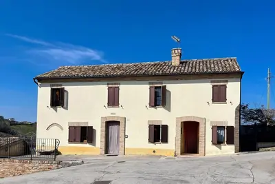 Image de Maison de vacances isolée à Torchiaro avec jardin