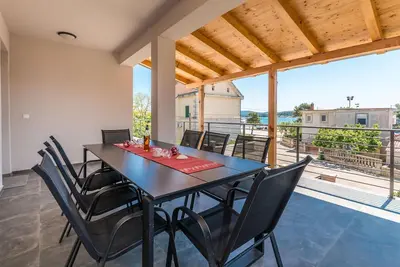 Image de Superbe appartement de 3 chambres à.