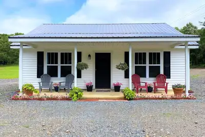 Image de Cozy, Modern Cabin with Private Hot Tub, Sleeps 6, Direct Atv Trail Access!
