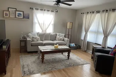 Image de Eaa Rental- Entire House