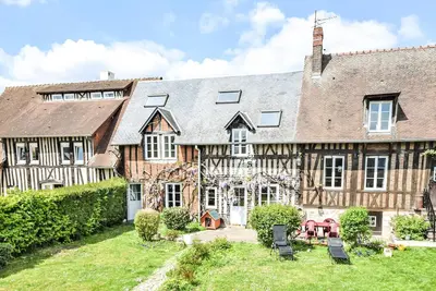 Image de Maison acceptant les animaux Ă Le.