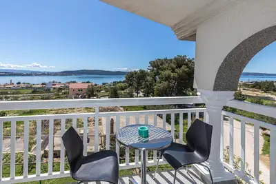 Image de Superbe appartement Ă Kastel Sucurac