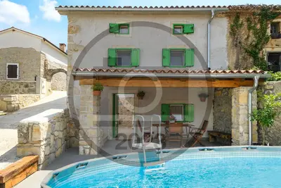 Image de Superbe maison à Susnjevica avec WiFi