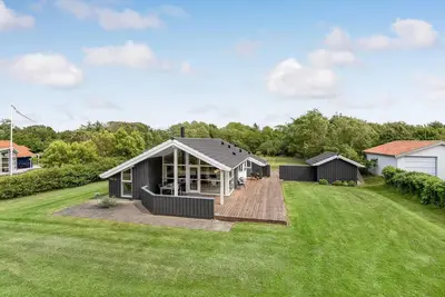Image de Belle maison à Højslev avec WiFi