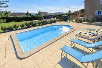 Image de Magnifique maison de 3 chambres à.