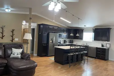 Image de Private and Tranquil home- on Chena Hotsprings Rd