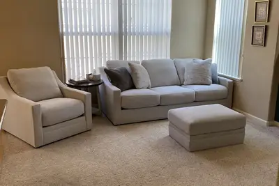 Image de Spacious South Reno home with Pool and Hot Tub 3/2. 5