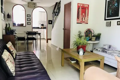 Image de Alojamiento entero en Rodeo alto con parqueadero.