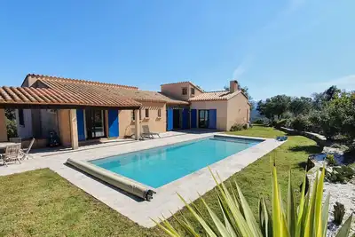 Image de Magnifique villa piscine entre mer et montagne