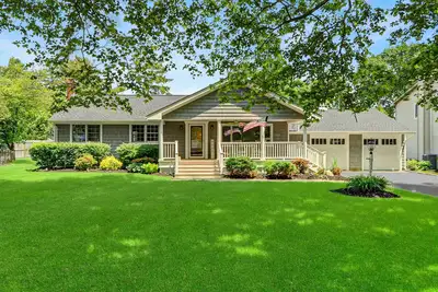 Image de Newly Updated Wine Country Charmer! ! !
