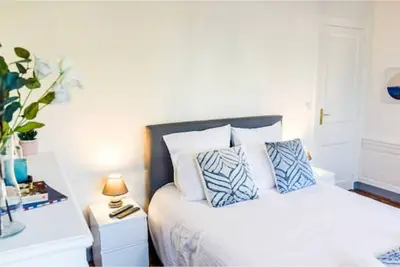 Image de Le Canyon Rouen Centre by MyFrenchPAT Votre Escapade Terrasse! Parking possible