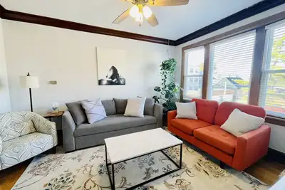 Image de Charming 2br Retreat in Chicago!