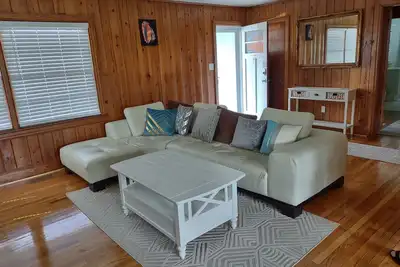 Image de Retro beach cottage w/ modern touch - in the heart of Carolina Beach