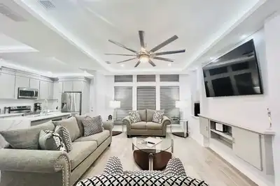 Image de Luxurious 4-bedroom house in the ❤️of McAllen