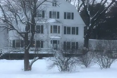 Image de Historic Stockbridge Villa on 25 acres sleeps 23