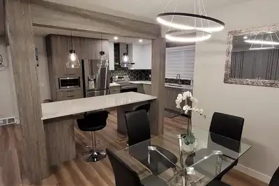 Image de Canadian Rockies Getaway - Cheerful 3 Bedroom Home