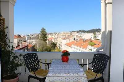 Image de Bel appartement avec balcon dans le quartier Carré d'or