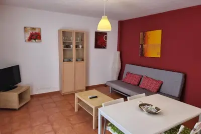 Image de Naturist house with courtyard in first line!