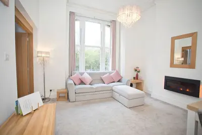 Image de Beautifully Charming Apartment - Next to the Beach