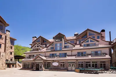 Blue Mesa Lodge 32a by AvantStay | Located In The Heart Of Mountain Village